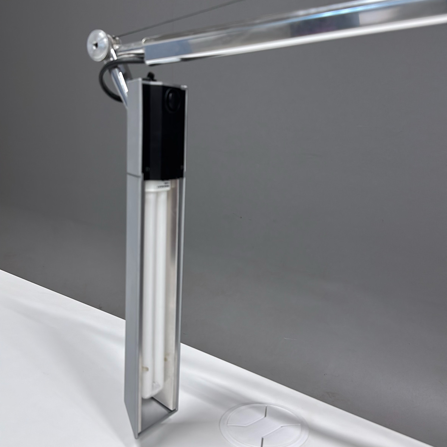 Galleribild #6 för Skrivbordslampa Tolomeo Video