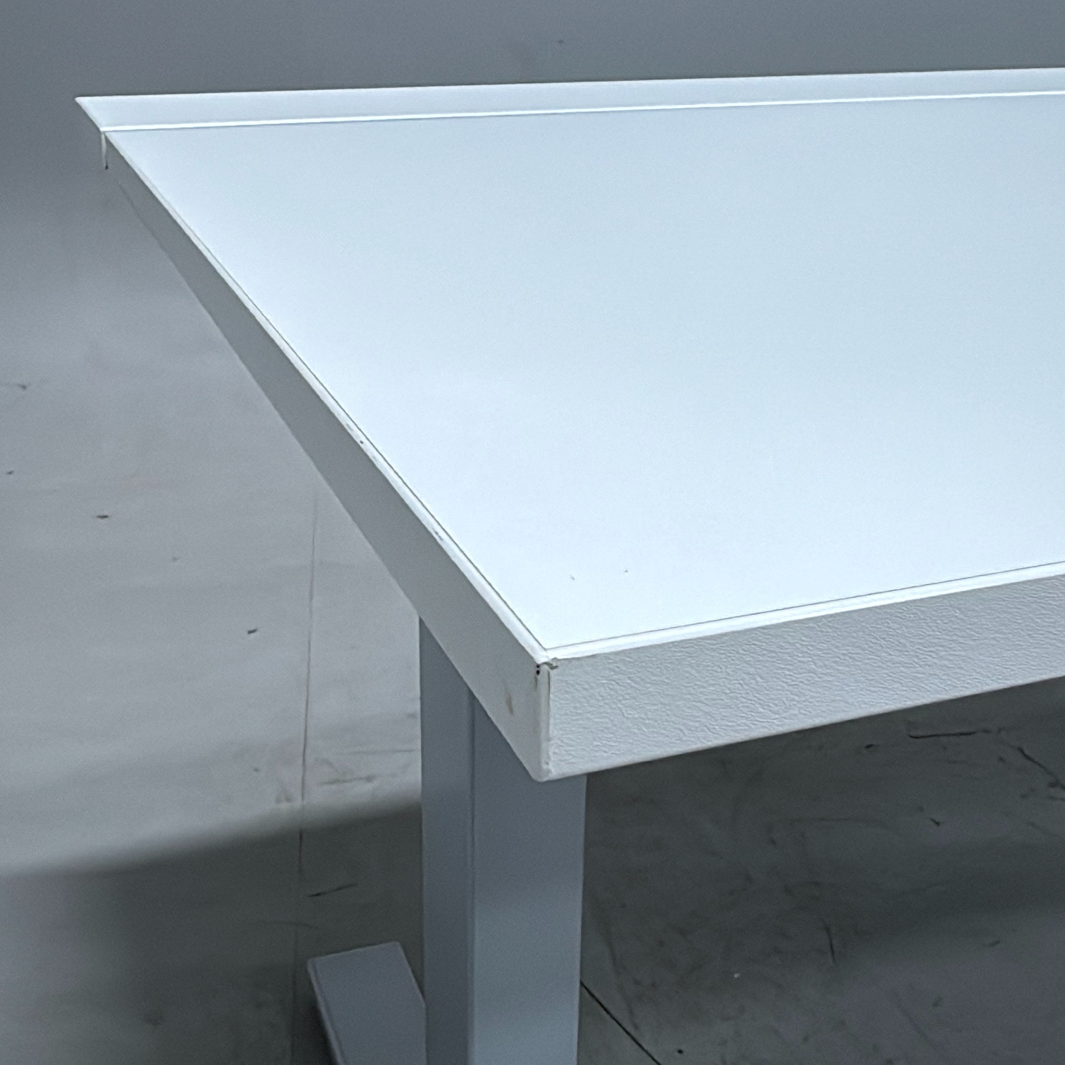 Galleribild #6 för Höj- och sänkbart skrivbord Snitsa Slide 1600x800mm | vit/silver