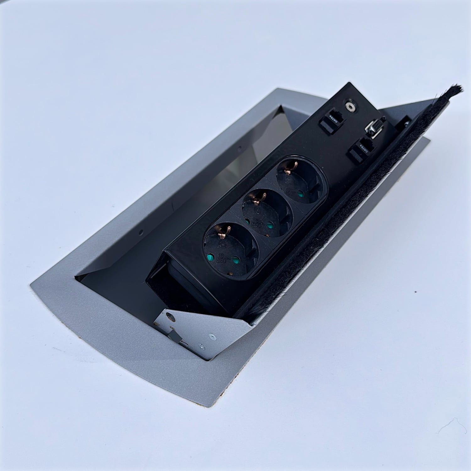 hover image