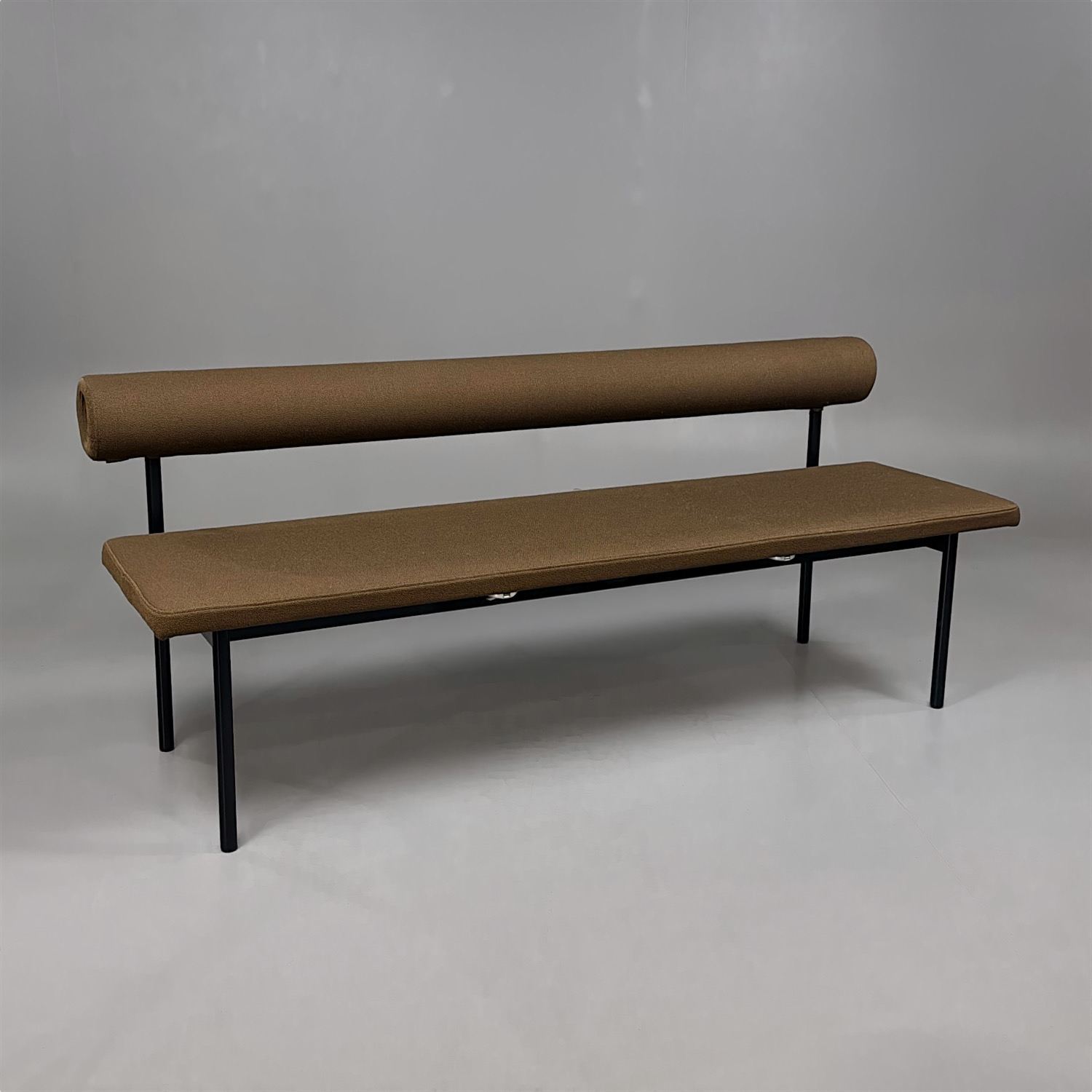 Soffa Font | Brun/Svart -USB