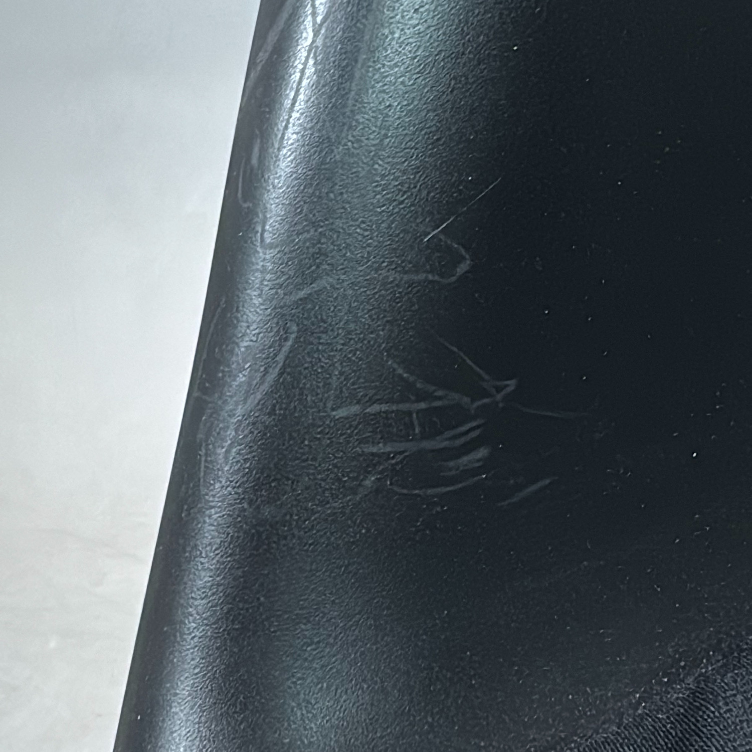 Galleribild #4 för Konferensstol Eames Plastic Armchair PACC | Svart