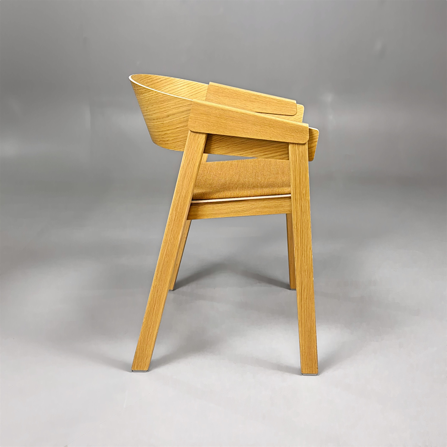 Galleribild #2 för Konferensstol Cover Armchair | Ek/Ljusbrun