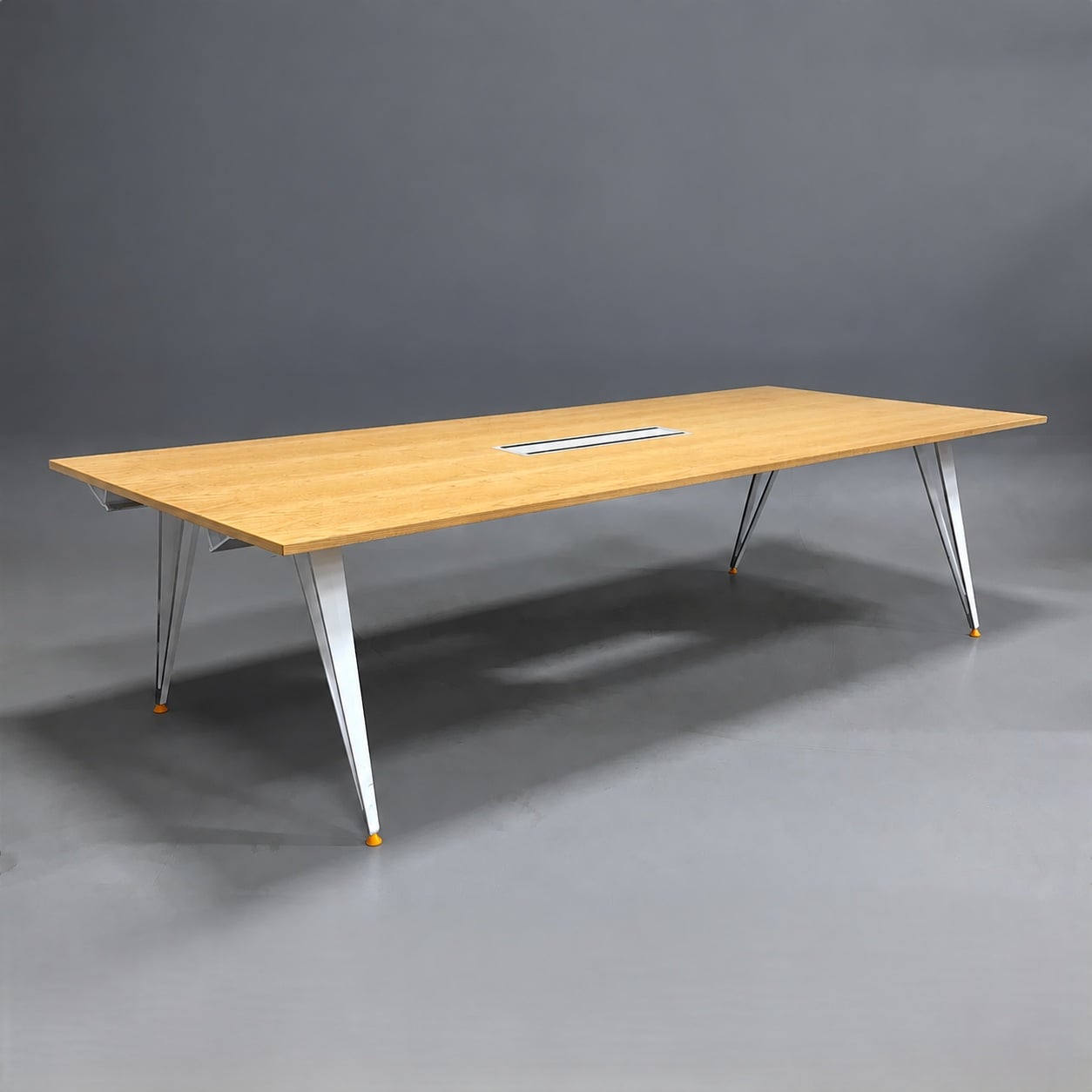 Konferensbord Attach 2900x1200mm | klarlackad ask/vit