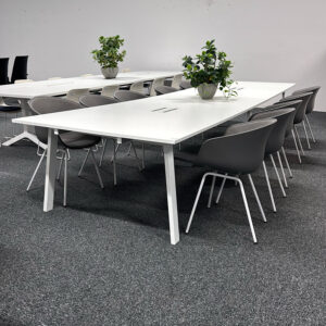 Konferensbord Snitsa V-ben 4400x1200mm | Vit